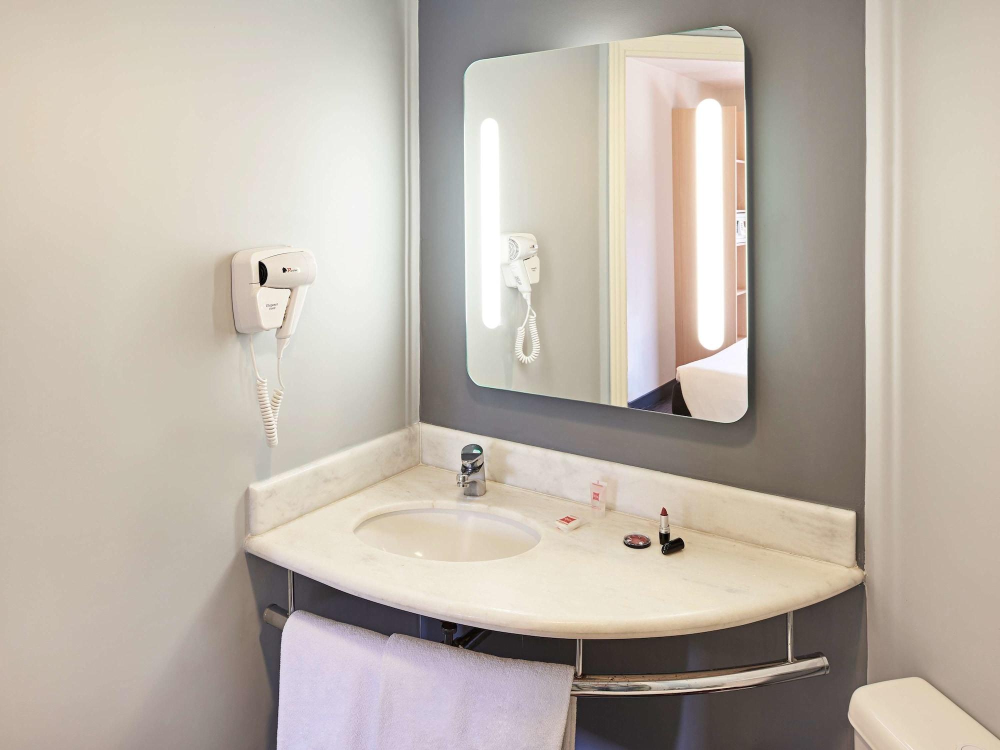Ibis Curitiba Batel Hotel ภายนอก รูปภาพ
