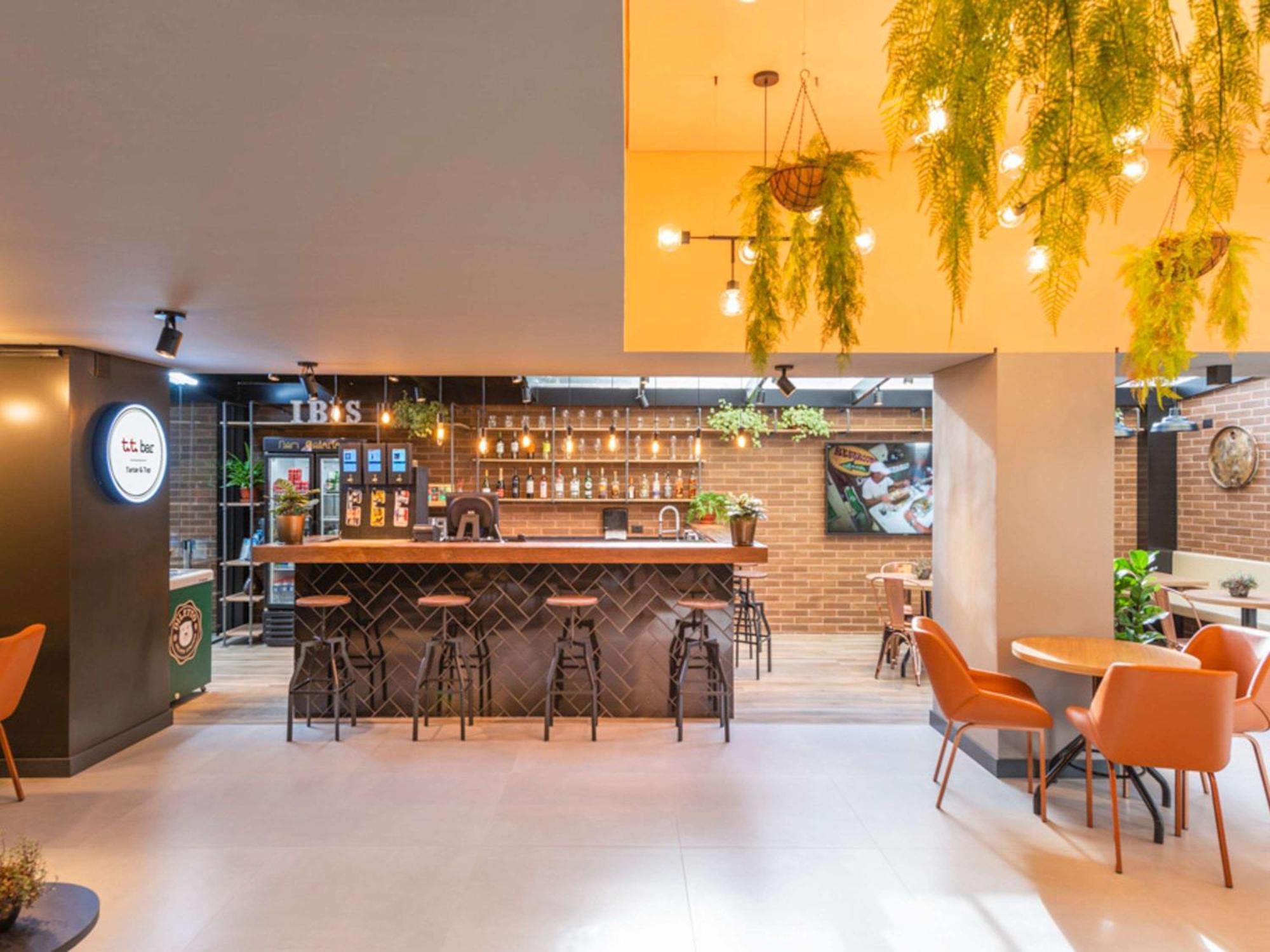 Ibis Curitiba Batel Hotel ภายนอก รูปภาพ
