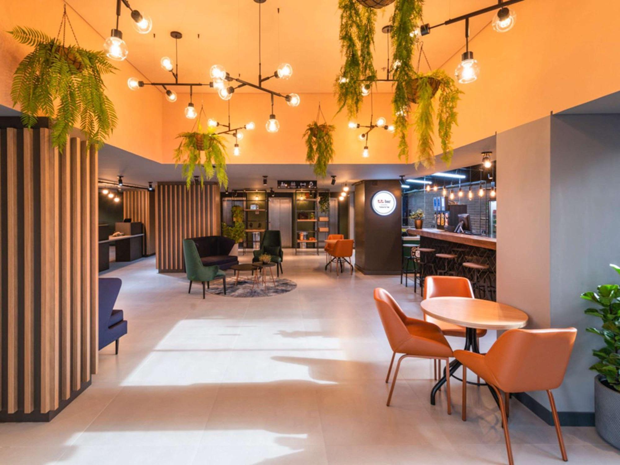 Ibis Curitiba Batel Hotel ภายนอก รูปภาพ
