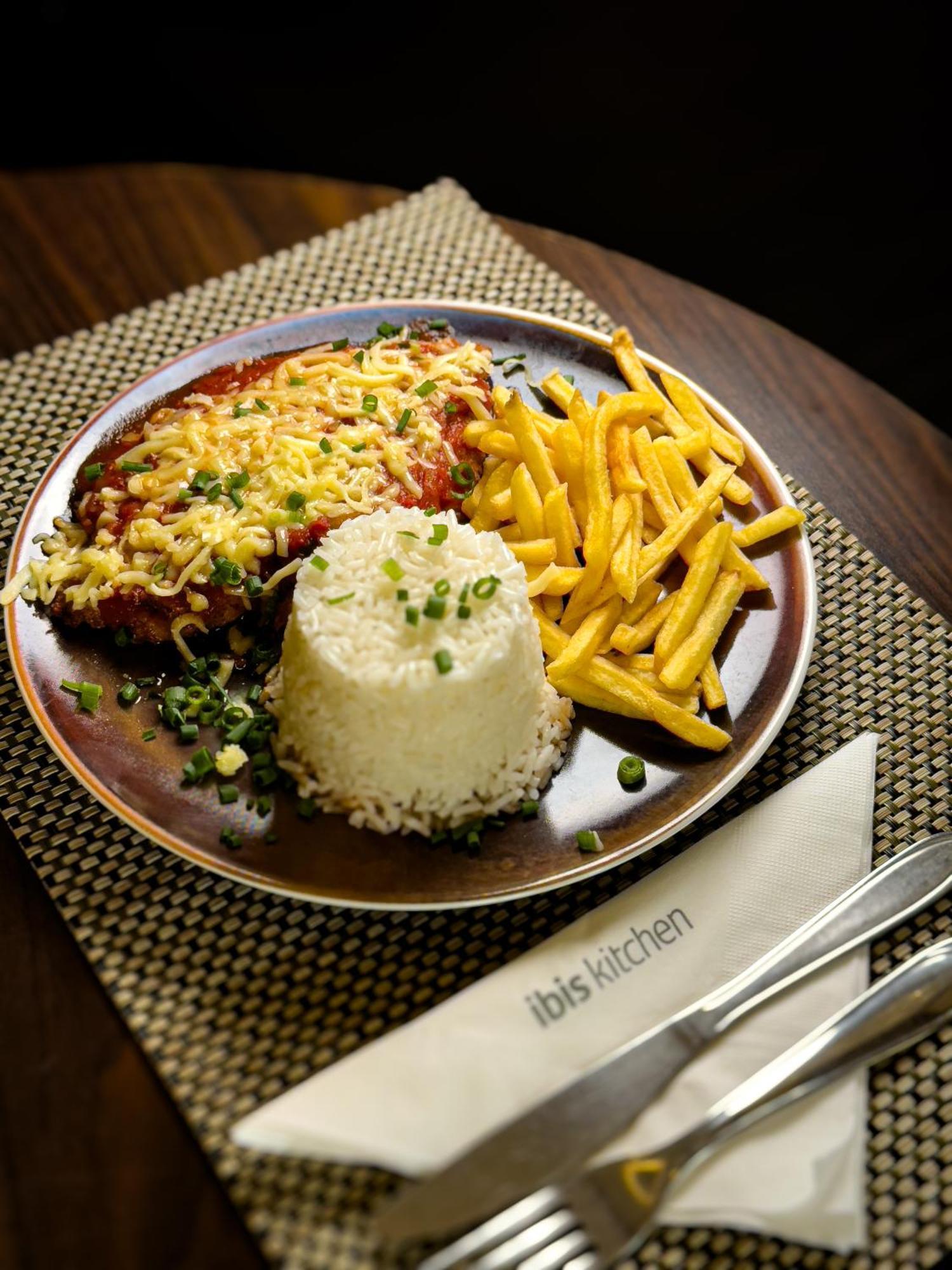 Ibis Curitiba Batel Hotel ภายนอก รูปภาพ