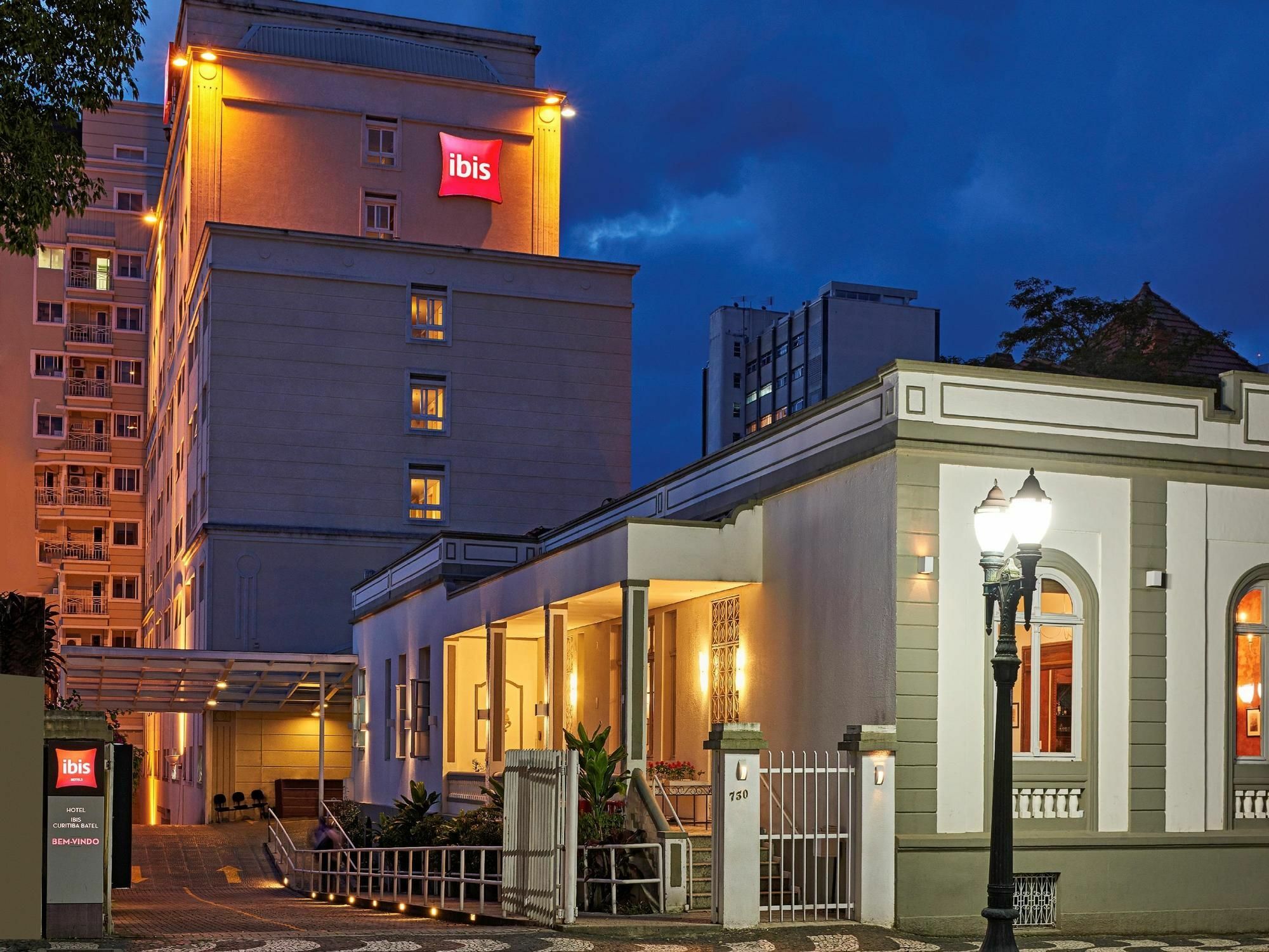 Ibis Curitiba Batel Hotel ภายนอก รูปภาพ
